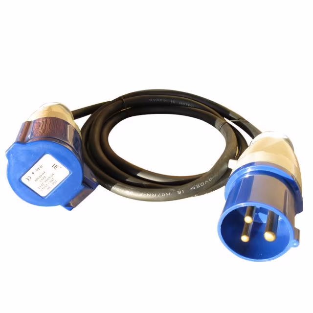 Adapterkabel CEE-Stecker mit CEE-Kupplung