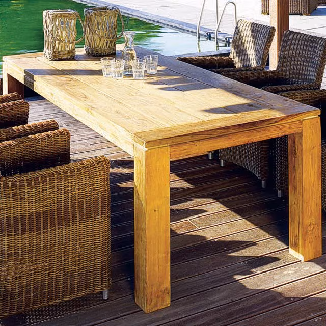 Corona Teak Table
