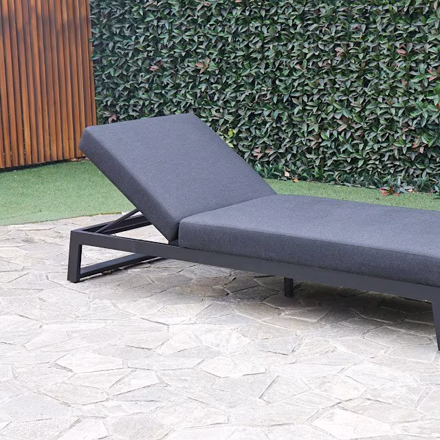 Marseilles Sunlounger