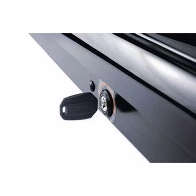 Force XT black aeroskin